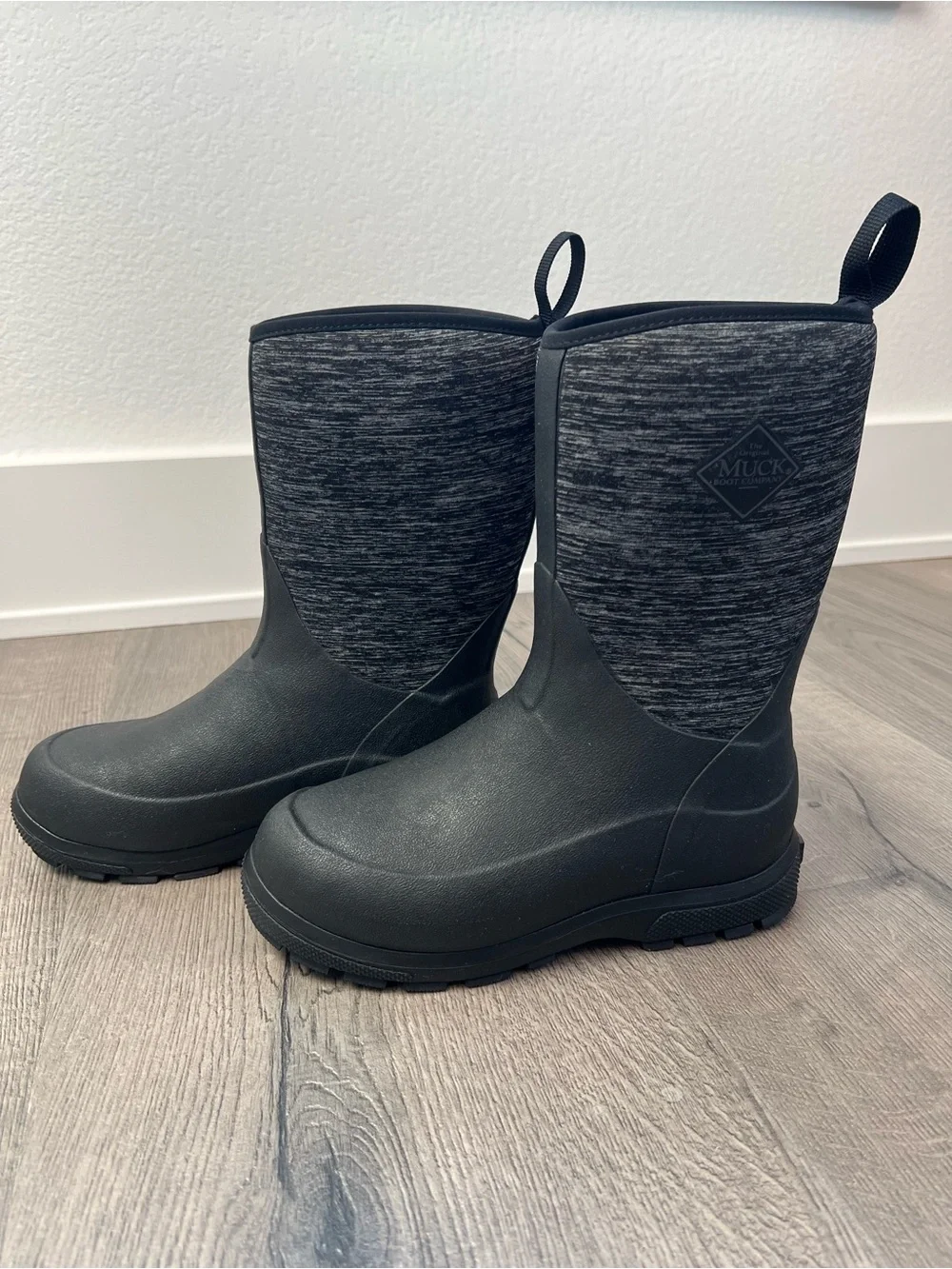 The Original Muck Boot, kids, Black Heather Mid-Calf Boots - Picture 2 of 9